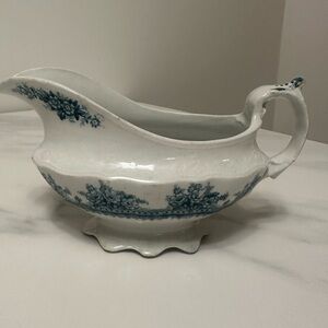 Antique Dudson Wilcox & Till white & teal floral gravy boat. Regal Pattern.